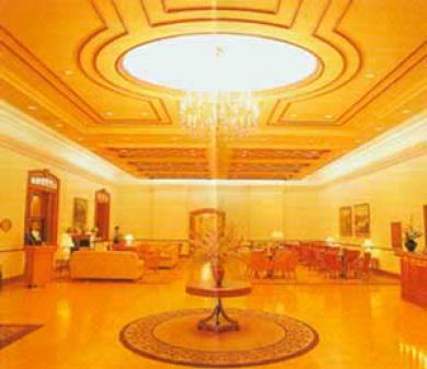 Jianghan Business Hotel Citycenter Wuhan Eksteriør bilde